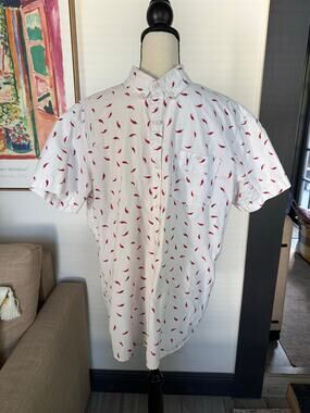 Free Planet XL Chili Pepper Print White Short Sleeve Button Down Shirt Cotton